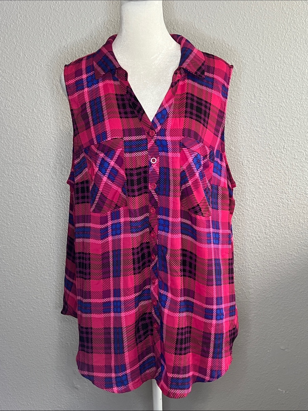 Torrid Pink/Blue Plaid Sleeveless Collared Blouse Size 1X